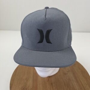Hurley Hat Cap Snap Back Gray Nike Dri-FIT Logo Mens Athletic Perforated